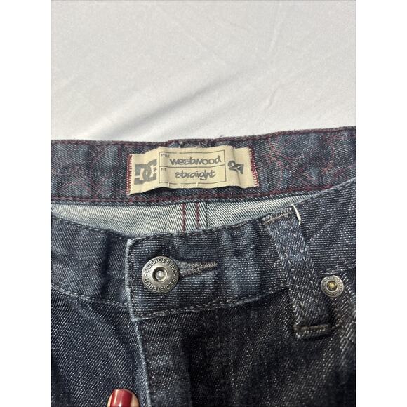DC Men's 29X32 Westwood Straight Fit Dark Wash Jeans Classic Urban Streetwear - Picture 4 of 11